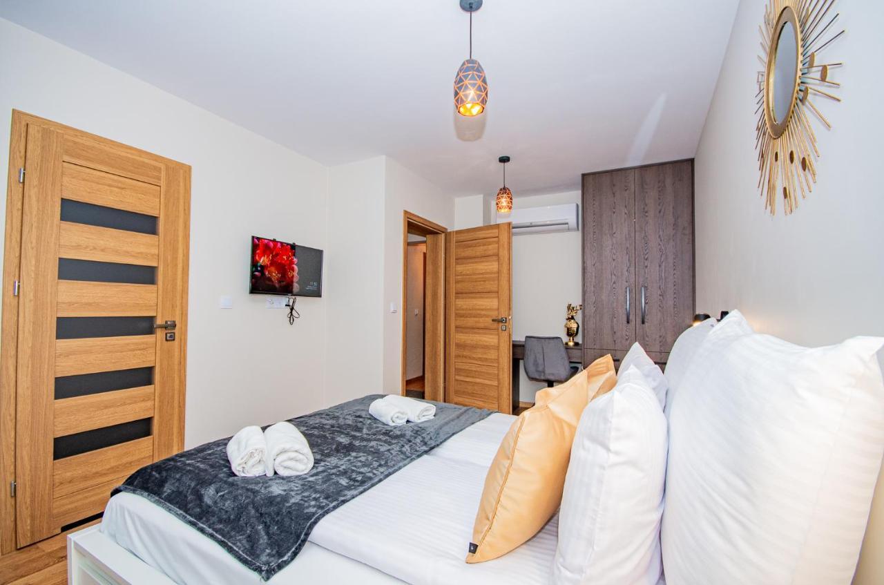 Inpoint Spacious Apartments Near Main Square & Kazimierz District Краків Екстер'єр фото