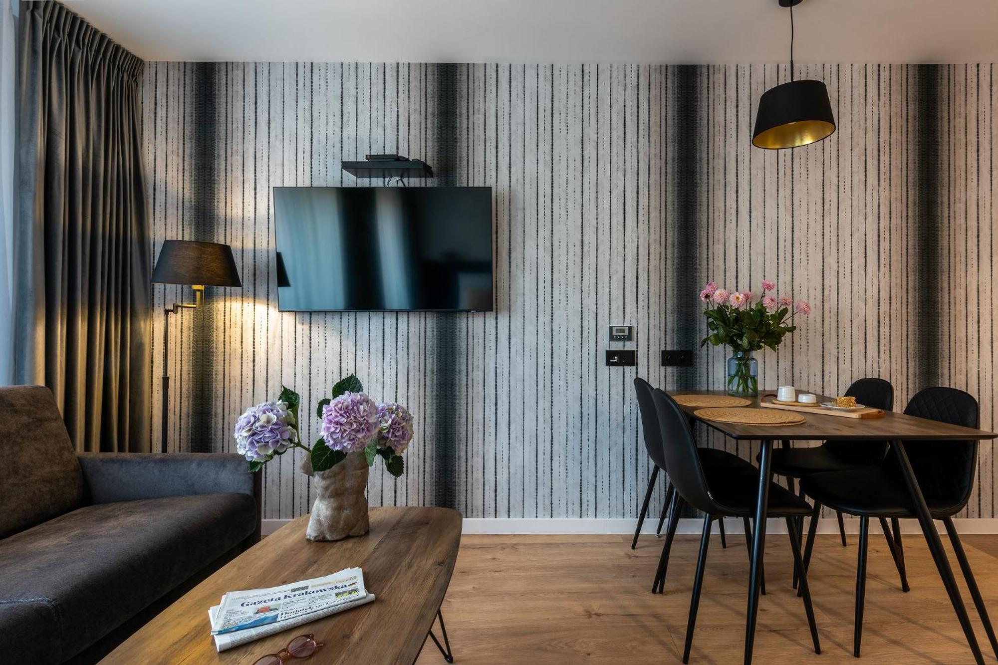 Inpoint Spacious Apartments Near Main Square & Kazimierz District Краків Номер фото