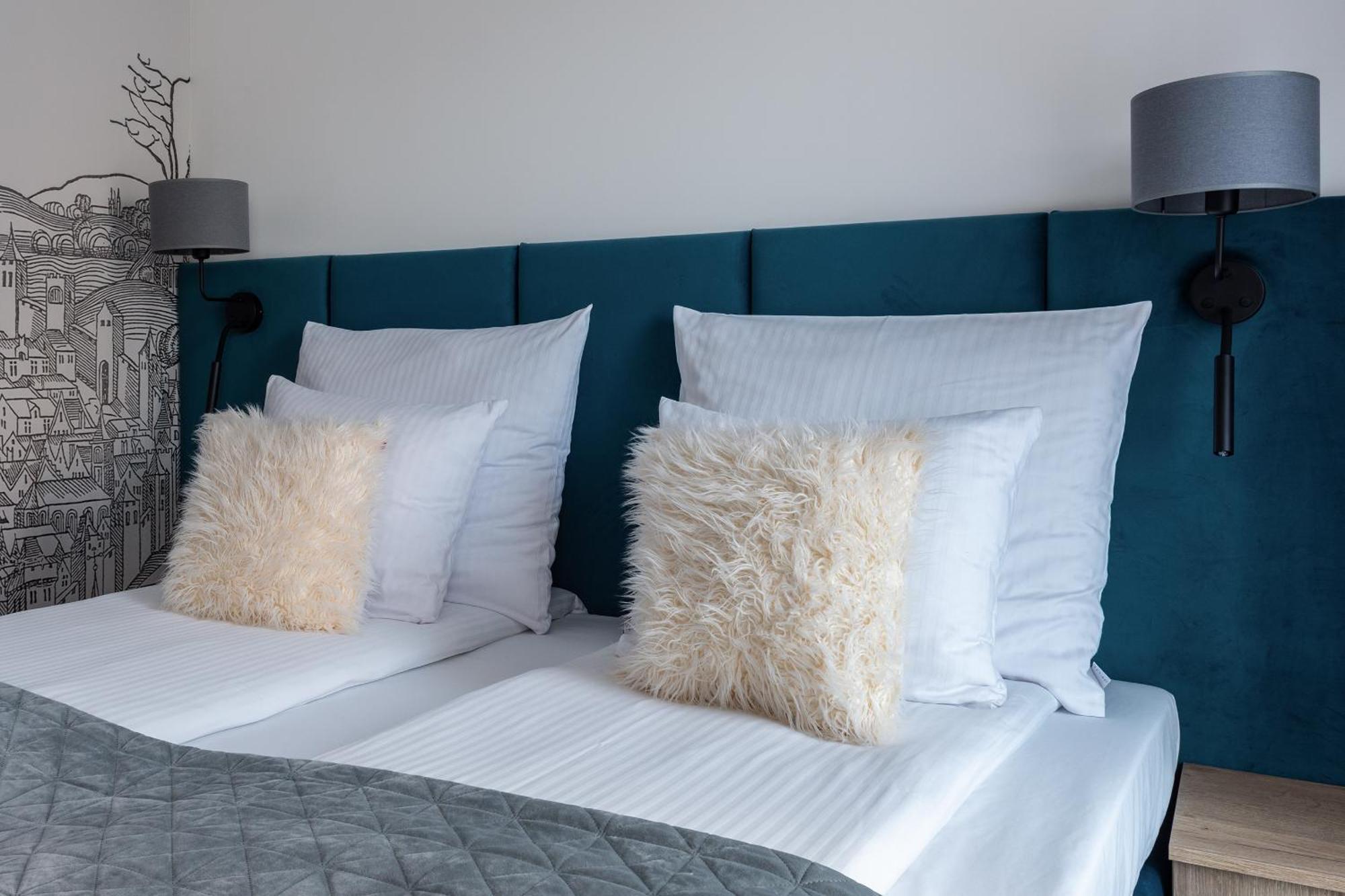 Inpoint Spacious Apartments Near Main Square & Kazimierz District Краків Номер фото