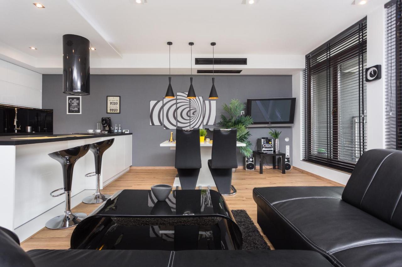 Inpoint Spacious Apartments Near Main Square & Kazimierz District Краків Екстер'єр фото